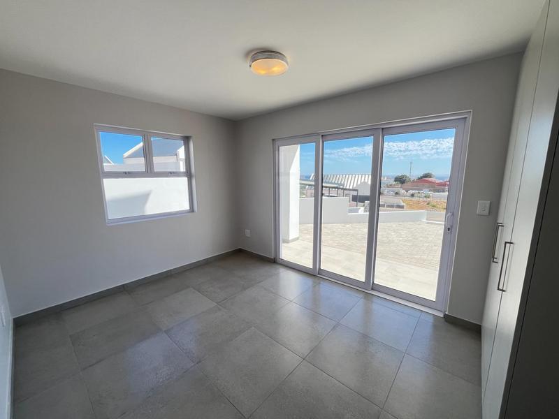 4 Bedroom Property for Sale in Da Gama Bay Western Cape